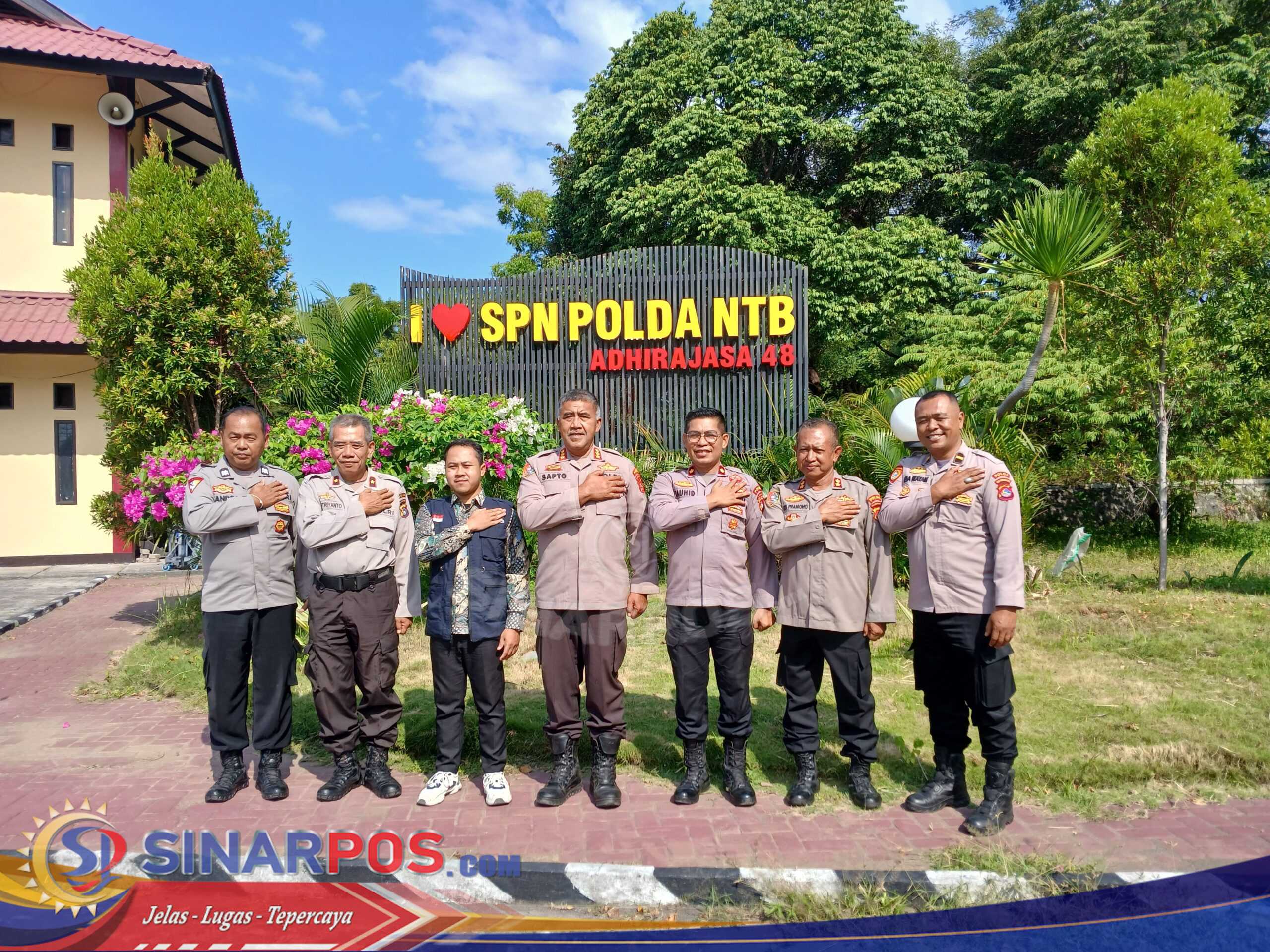 Dalam Rangka Hari Bhayangkara Ke 79 Tim Penilaian Lomba Kebersihan Polda NTB Lakukan Penilaian Kebersihan Satker Dalam Rangka Hari Bhayangkara Ke 79 Tim Penilaian Lomba Kebersihan Polda NTB Lakukan Penilaian Kebersihan Satker