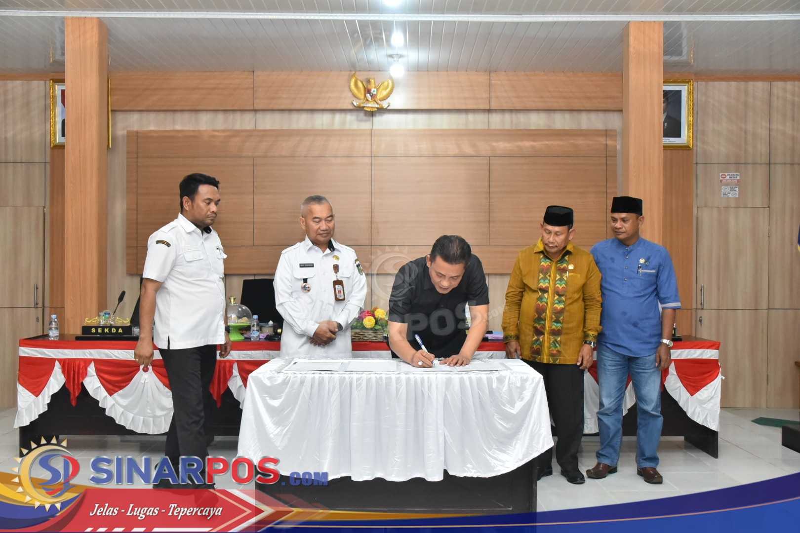 DPRD Konawe Kepulauan Resmi Tetapkan Raperda RPJMD 2025-2029 Rabu, 23 Juli 2025.
