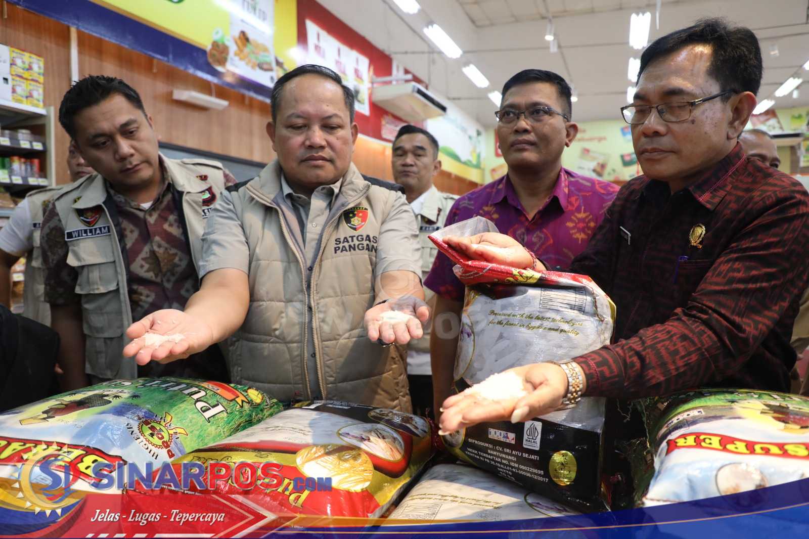 Sidak! Polda Bali Tidak Temukan Adanya Beras Oplosan Sidak! Polda Bali Tidak Temukan Adanya Beras Oplosan