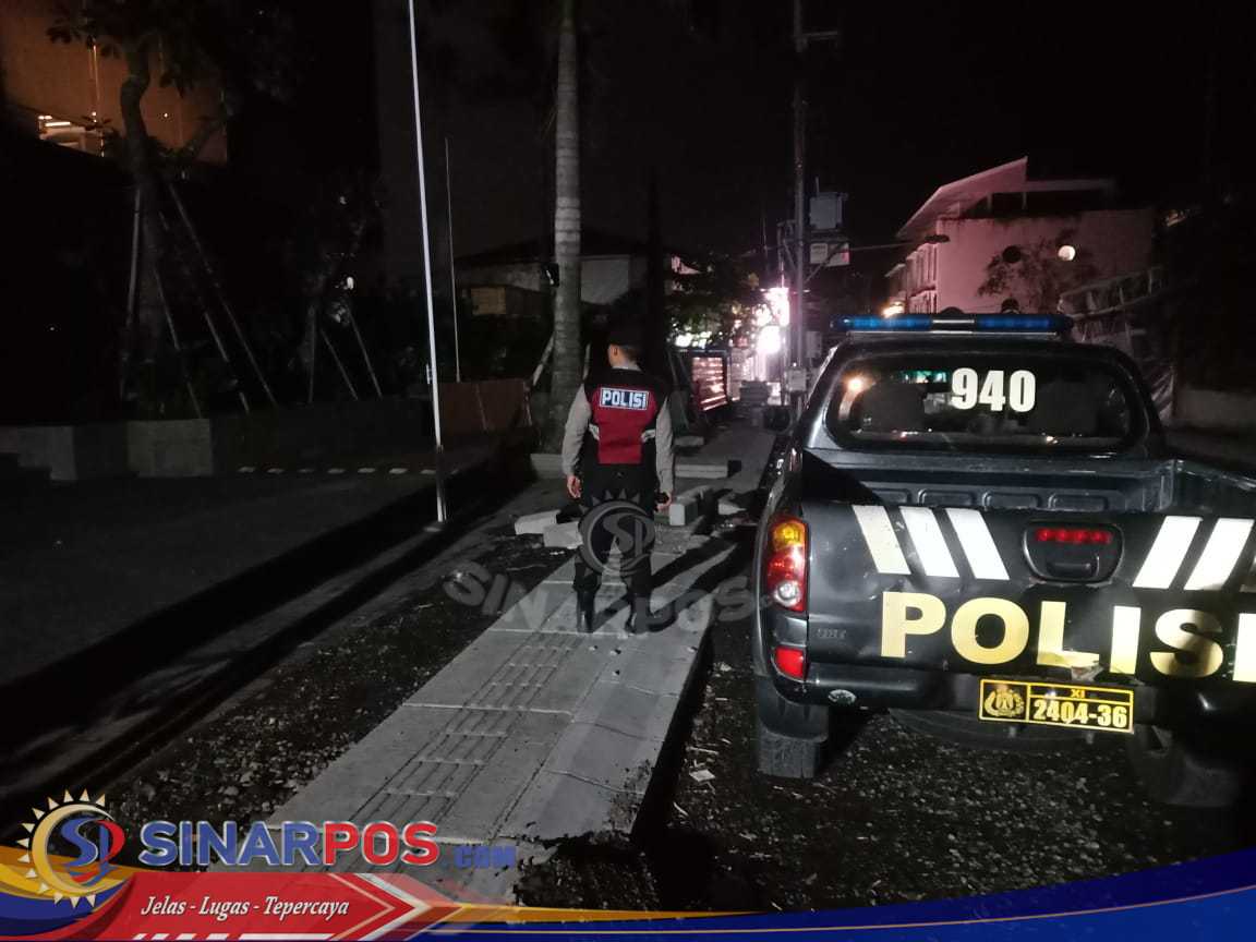 Patroli Di Jalan Bumbak UKL Polsek Kuta Utara Temui Sucurity Apertemen The Umalas Signature