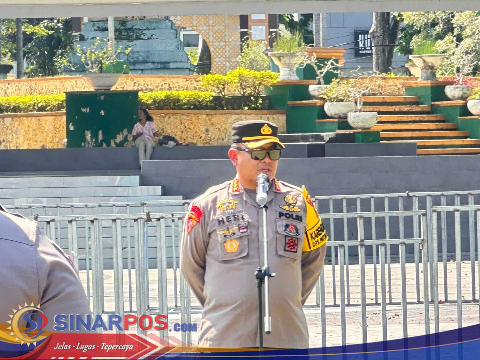 Karoops Polda NTB Pimpin Apel Kesiapan Pengamanan Malam Pembukaan FORNAS VIII 2025