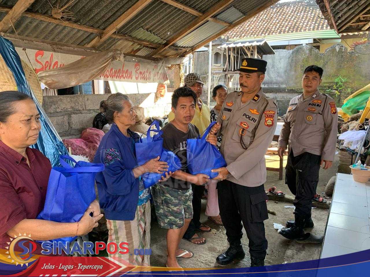 Wujud Kepedulian Kepada Lansia, Polres Badung Gelar Minggu Kasih Di Banjar Lambing Wujud Kepedulian Kepada Lansia, Polres Badung Gelar Minggu Kasih Di Banjar Lambing