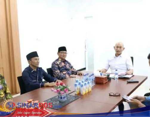 Wali Kota Terima Audiensi Ketua DMI dan Kakan Kemenag Kota Lubuk Linggau Wali Kota Terima Audiensi Ketua DMI dan Kakan Kemenag Kota Lubuk Linggau