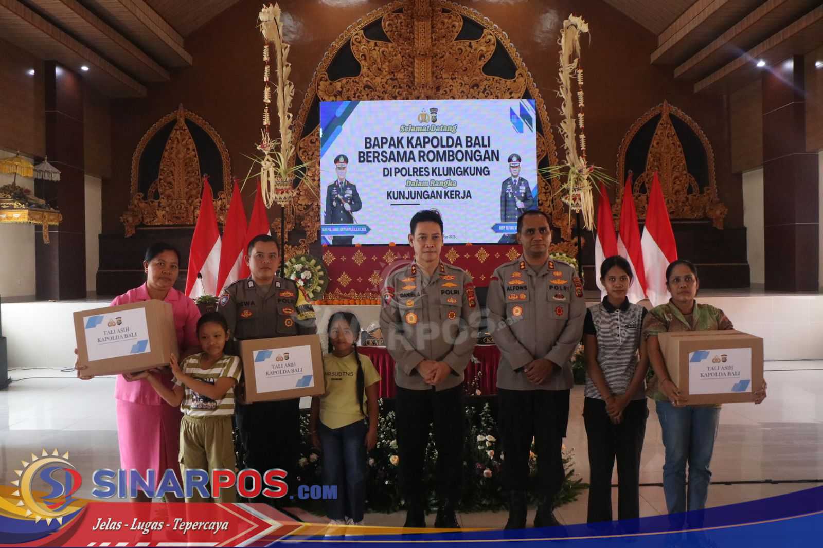 Kapolda Bali Kunjungan Kerja ke Polres Klungkung, Tekankan Pelayanan dengan Hati Kapolda Bali Kunjungan Kerja ke Polres Klungkung, Tekankan Pelayanan dengan Hati