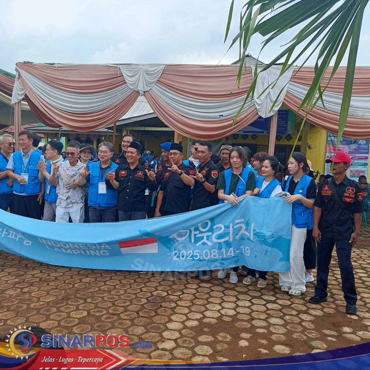DPC Grib Jaya Lamtim Dan Rumah Sakit Mardi Waluyo Melaksanakan Bakti Sosial Pengobatan Gratis