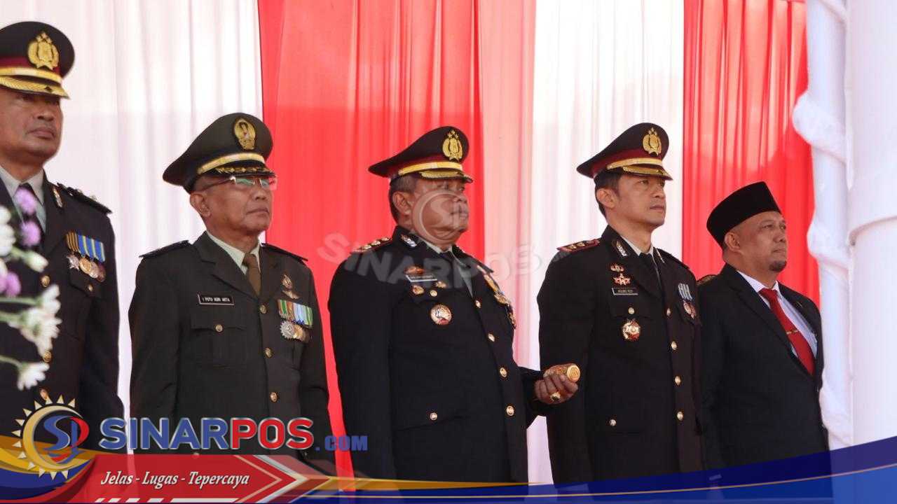 Kapolres AKBP Arif Hadiri Upacara HUT Kemerdekaan RI ke-80 Di Puspem Badung Kapolres AKBP Arif Hadiri Upacara HUT Kemerdekaan RI ke-80 Di Puspem Badung