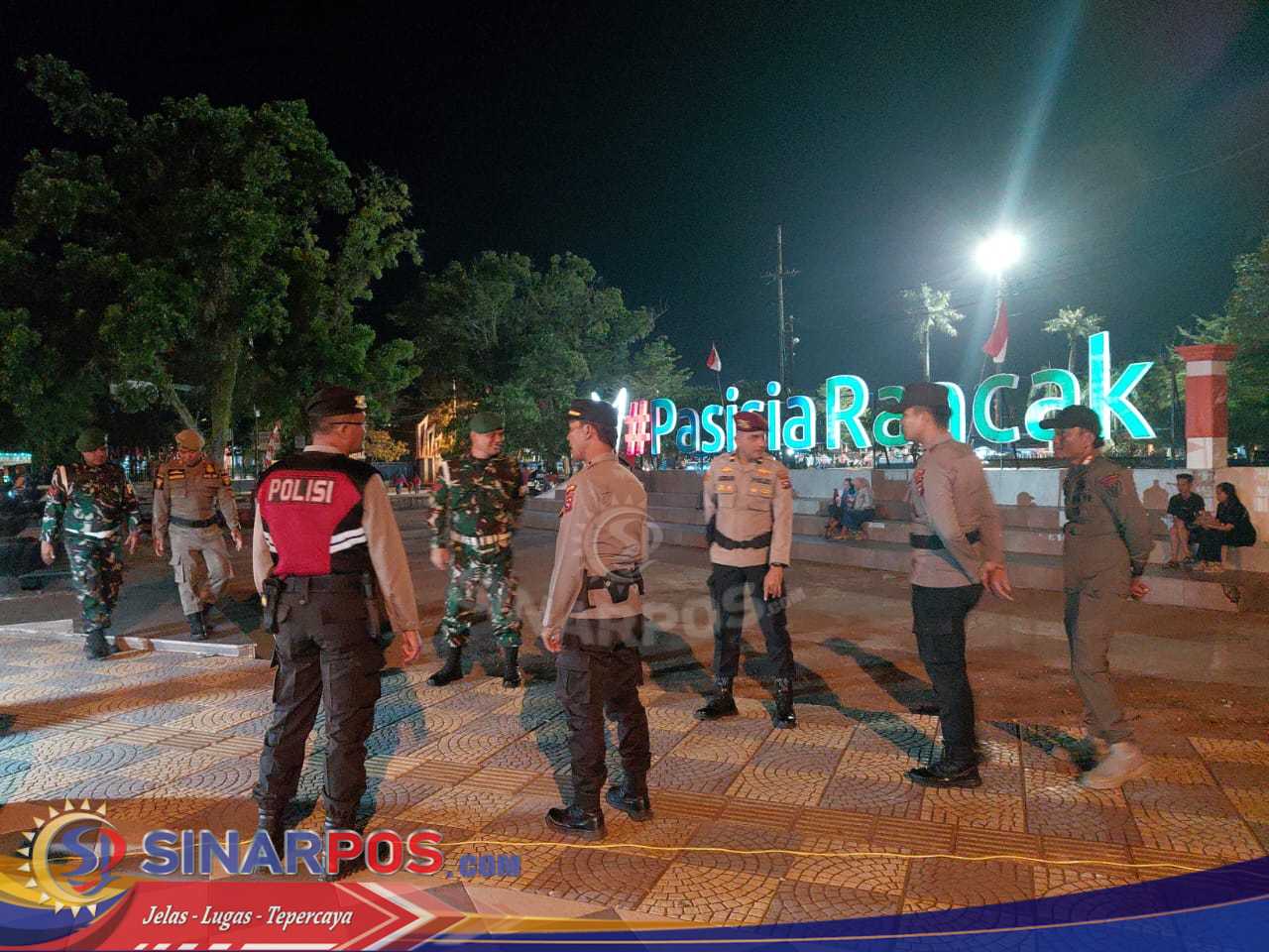 Guna Menjaga Kamtibmas di Wilayah Pesisir Selatan, Tim Gabungan  TNI, Polri, dan Satpol PP Lakukan Patroli Skala Besar