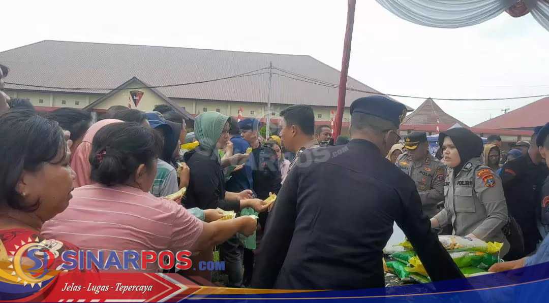 Polda Sumut dan Bulog Gelar Pangan Murah di asrama Brimob Sampali