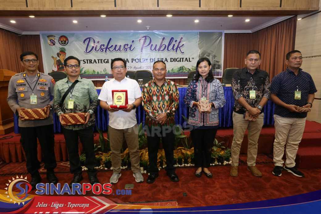 Polda Sumut Gelar Diskusi Publik Bidang Humas, Bahas Strategi Media di Era Digital Polda Sumut Gelar Diskusi Publik Bidang Humas, Bahas Strategi Media di Era Digital