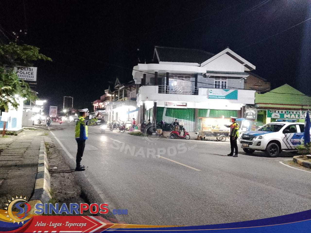 Ciptakan rasa aman Sat lantas polres pesisir barat laksanakan kegiatan patroli dialogis Ciptakan rasa aman Sat lantas polres pesisir barat laksanakan kegiatan patroli dialogis