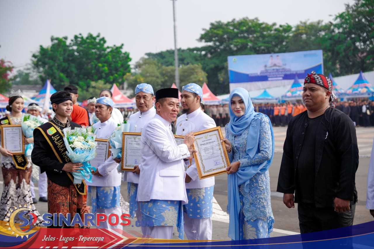 ASN Berprestasi: Hj. Puspita Wulansari Raih Juara 2 di Momen HUT Karawang ke-392