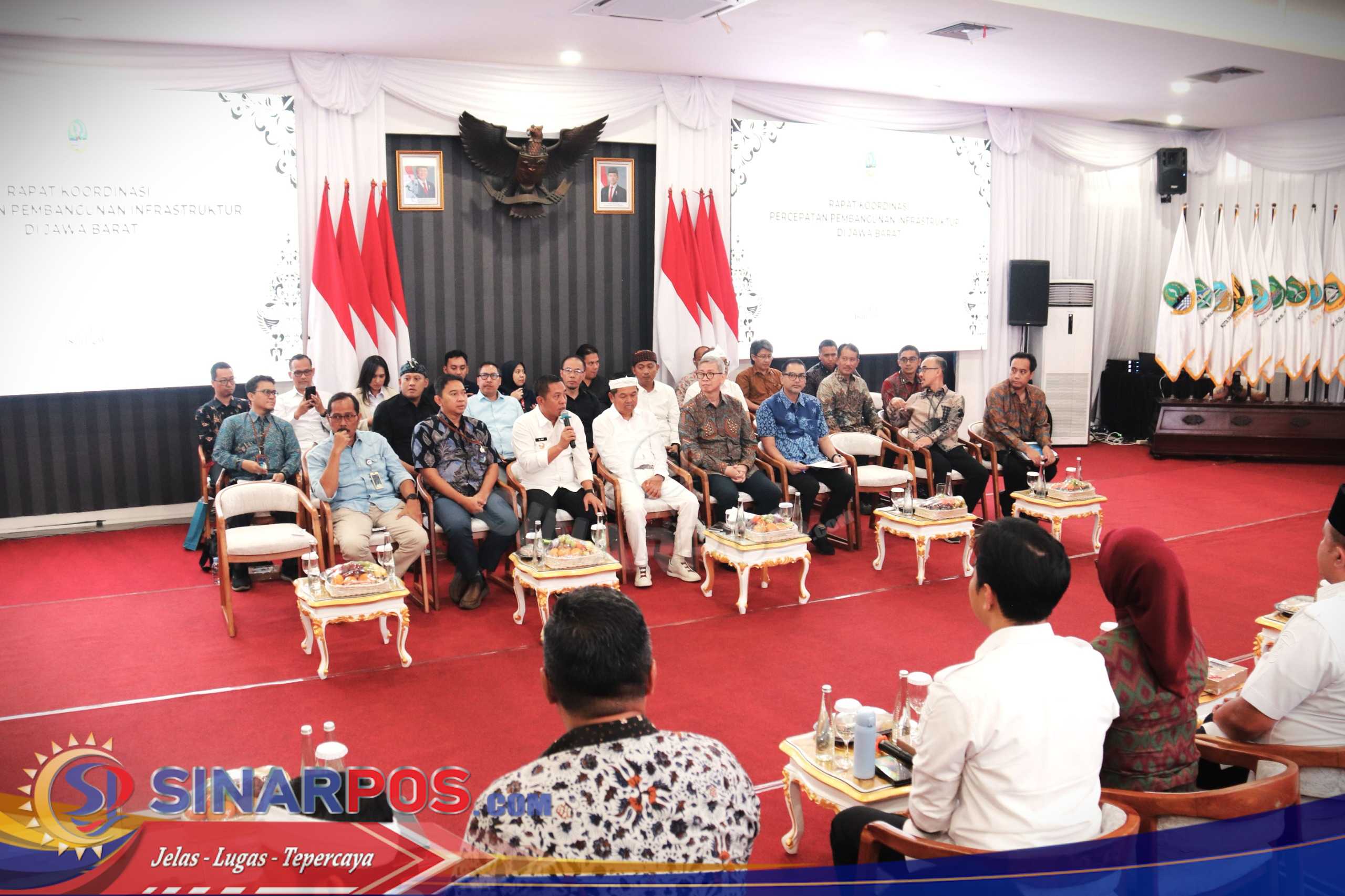 Bupati Ciamis Ikuti Rakor Percepatan Infrastruktur Bersama Gubernur Jabar Bupati Ciamis Ikuti Rakor Percepatan Infrastruktur Bersama Gubernur Jabar