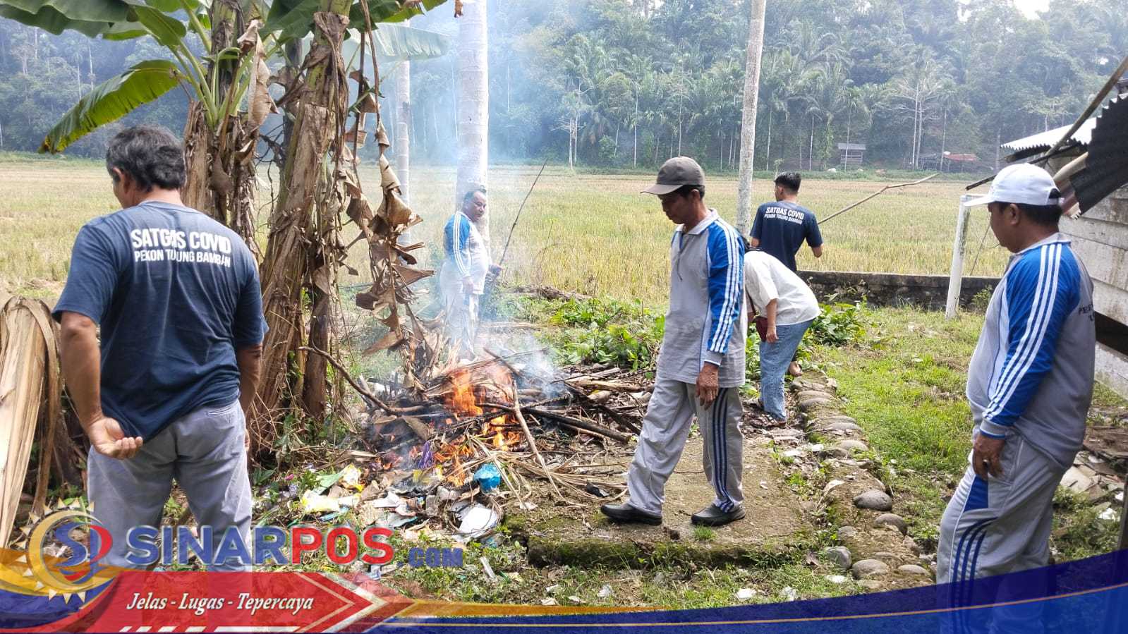World Clean UP 2025, Pekon Tulung Bamban Gelar Bersih Bersih Lingkungan
