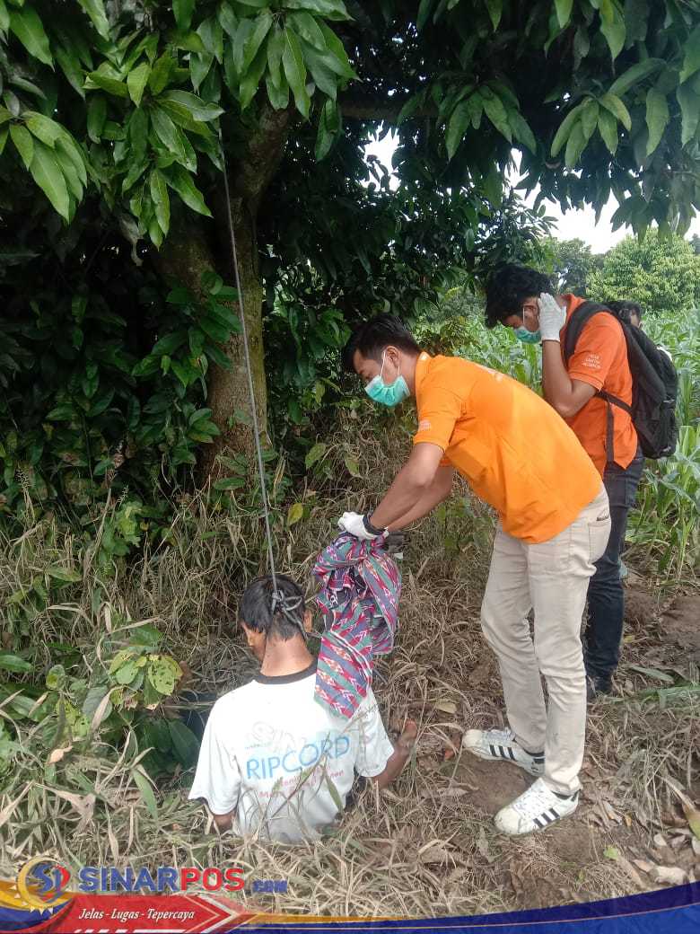 Tragis!! Pria Asal Dusun 1 Tambak Rejo Kabupaten Deliserdang Tewas Gantung Diri di Pohon Mangga
