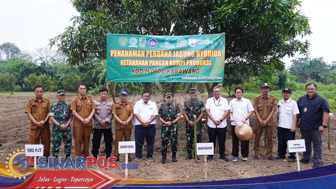 Kapolsek Klari Hadiri dan Lakukan Penanaman Perdana Jagung Hybrda Ketahanan Pangan Kompi Produksi Kodim 0604 / Karawang Kapolsek Klari Hadiri dan Lakukan Penanaman Perdana Jagung Hybrda Ketahanan Pangan Kompi Produksi Kodim 0604 / Karawang