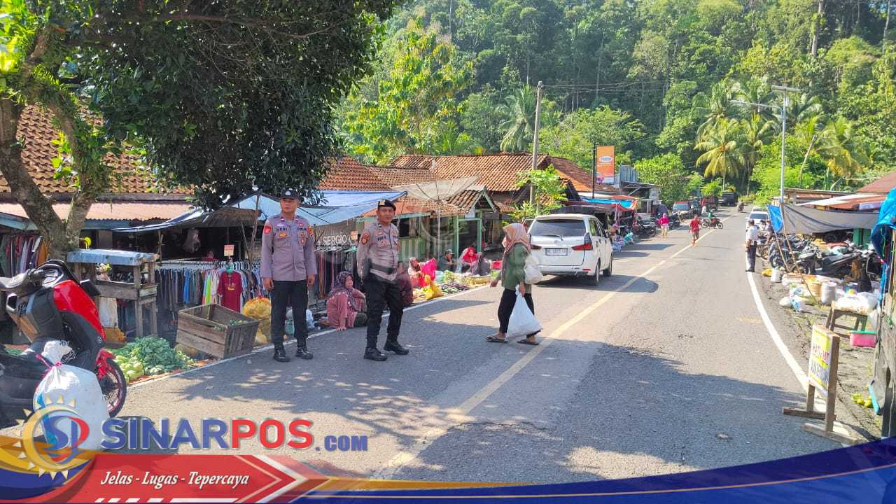 Polsek Pesisir Utara Laksanakan Pengamanan dan Pengaturan Lalu Lintas