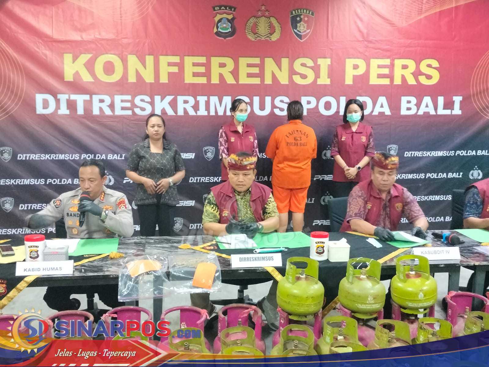 Nekat Oplos Gas Subsidi Polda Bali Amankan Wanita Asal Subagan
