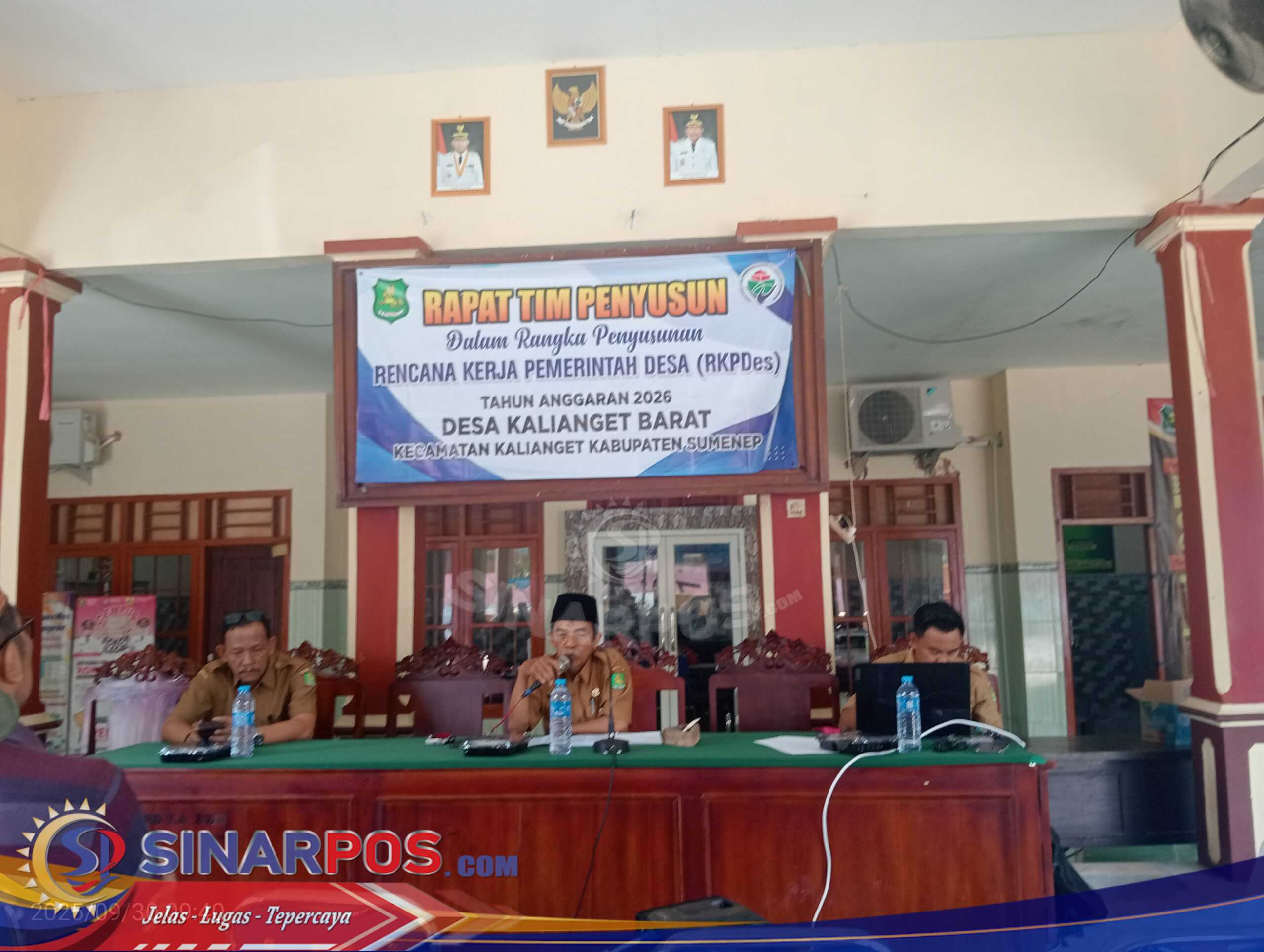 Suhrawi, S.A.N, Pj. Kades Kalbar Pimpin Rapat Tim Penyusun Prioritas Usulan Tingkat Dusun
