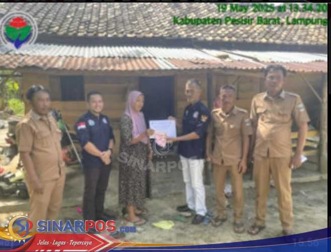 Pekon Tanjung Jati Kecamatan Pesisir Selatan Realisasikan BLT-DD Tahap 1 Tahun 2025 Ke 18 KPM Secara Dor To Door