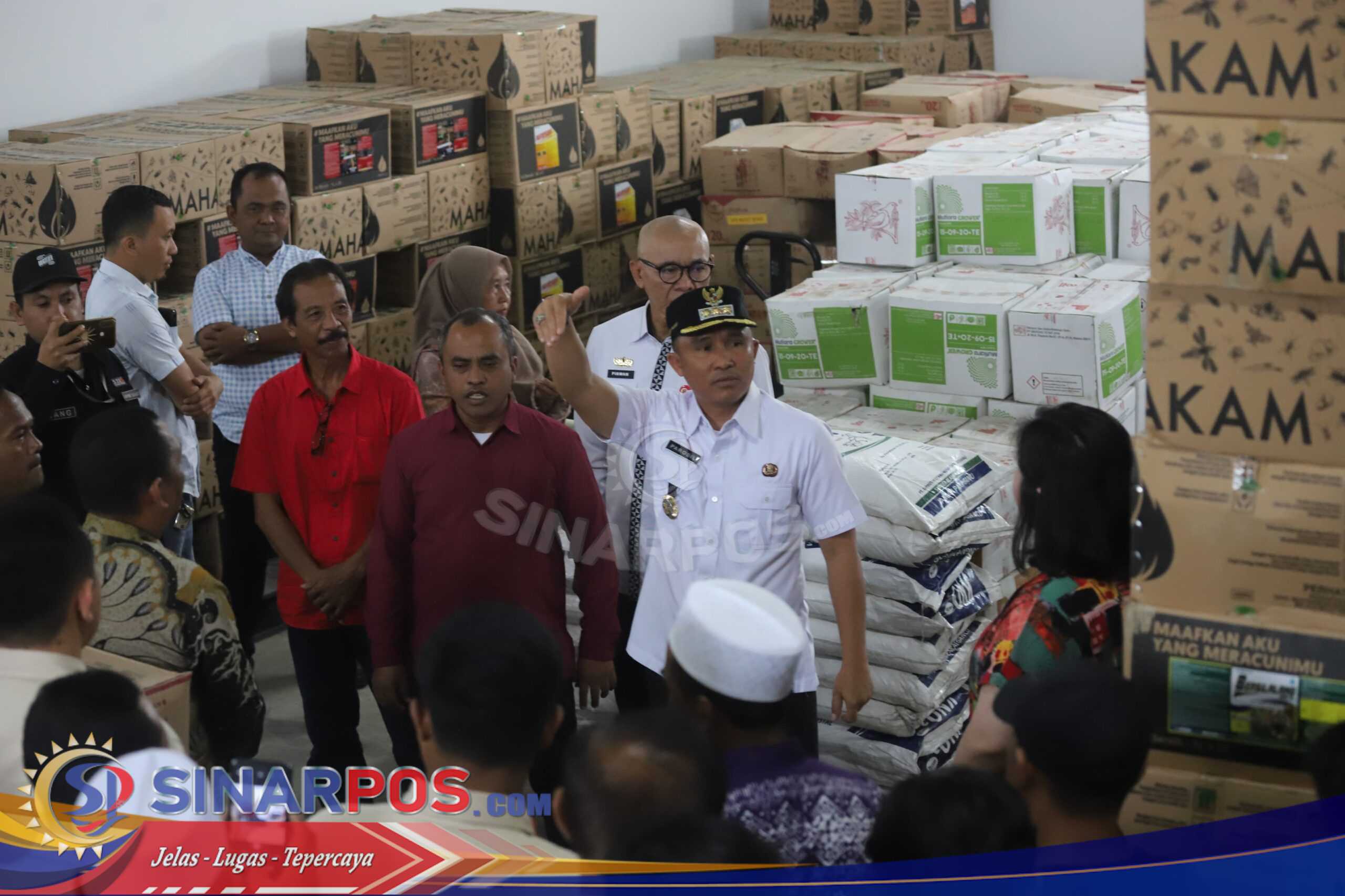 Bupati Parosil Apresiasi Kehadiran Mahakam Mart di Way Tenong, Dorong Kesejahteraan Petani