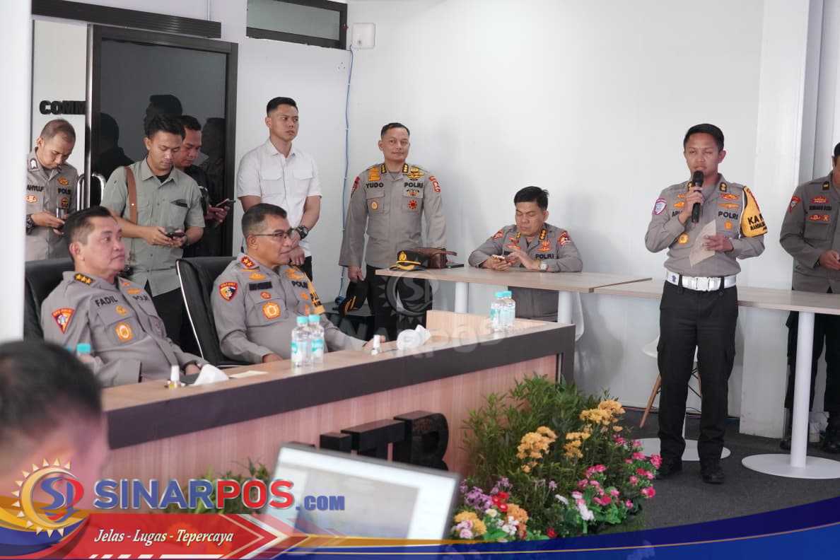 Jamin Kelancaran MotoGP 2025, Astamaops Kapolri Bersama Kapolda NTB Tinjau Command Center Mandalika