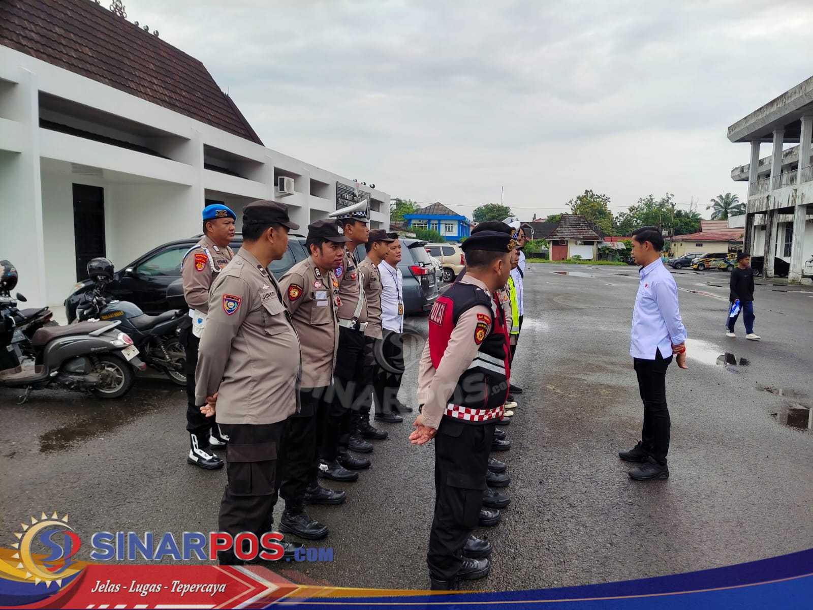 Dalam rangka memastikan situasi tetap aman da Dalam rangka memastikan situasi tetap aman da
