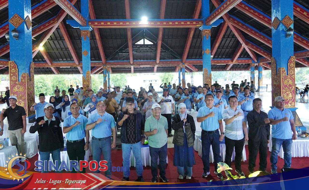 Kapolda NTB Hadiri Penutupan Sky Lancing Cross Country Championship 2025: Dukung Atlet Lokal dan Promosi Wisata Dirgantara Lombok Kapolda NTB Hadiri Penutupan Sky Lancing Cross Country Championship 2025: Dukung Atlet Lokal dan Promosi Wisata Dirgantara Lombok