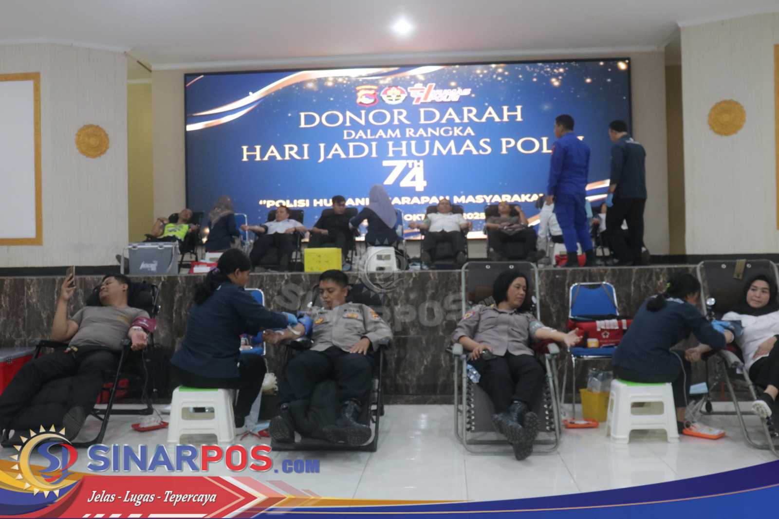 Rayakan HUT ke-74, Humas Polda NTB Gelar Donor Darah, Wartawan Ikut Nyumbang Rayakan HUT ke-74, Humas Polda NTB Gelar Donor Darah, Wartawan Ikut Nyumbang