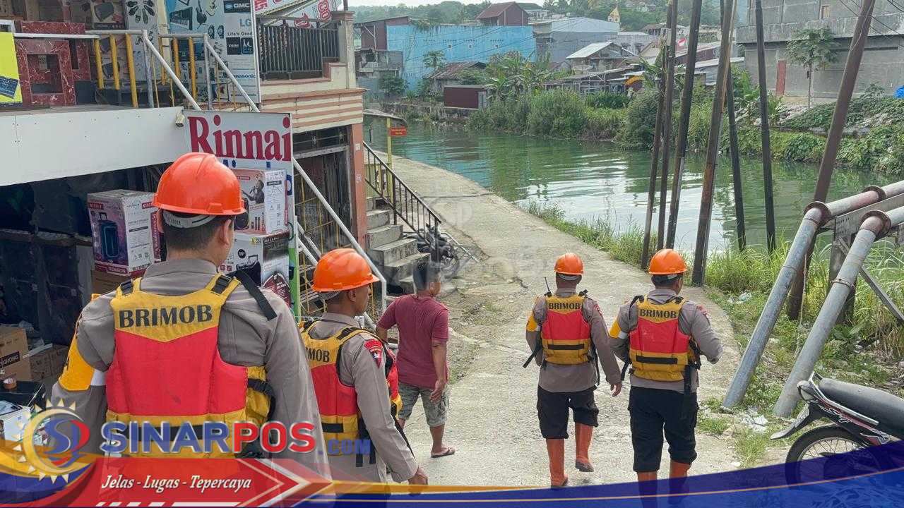 Siaga di Tengah Cuaca Ekstrem! Brimob Polda Sumut Laksanakan Patroli SAR Antisipasi Banjir dan Longsor di Nias