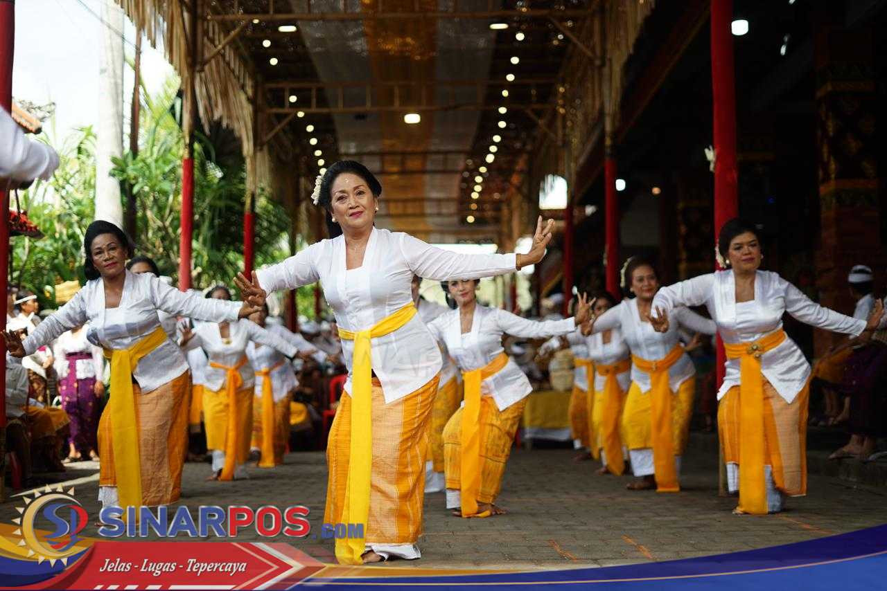Ketulusan dan Penuh Kebersamaan Warnai Karya Pedudusan Alit di Pura Demung Banjar Pengembungan Desa Adat Tegaltamu