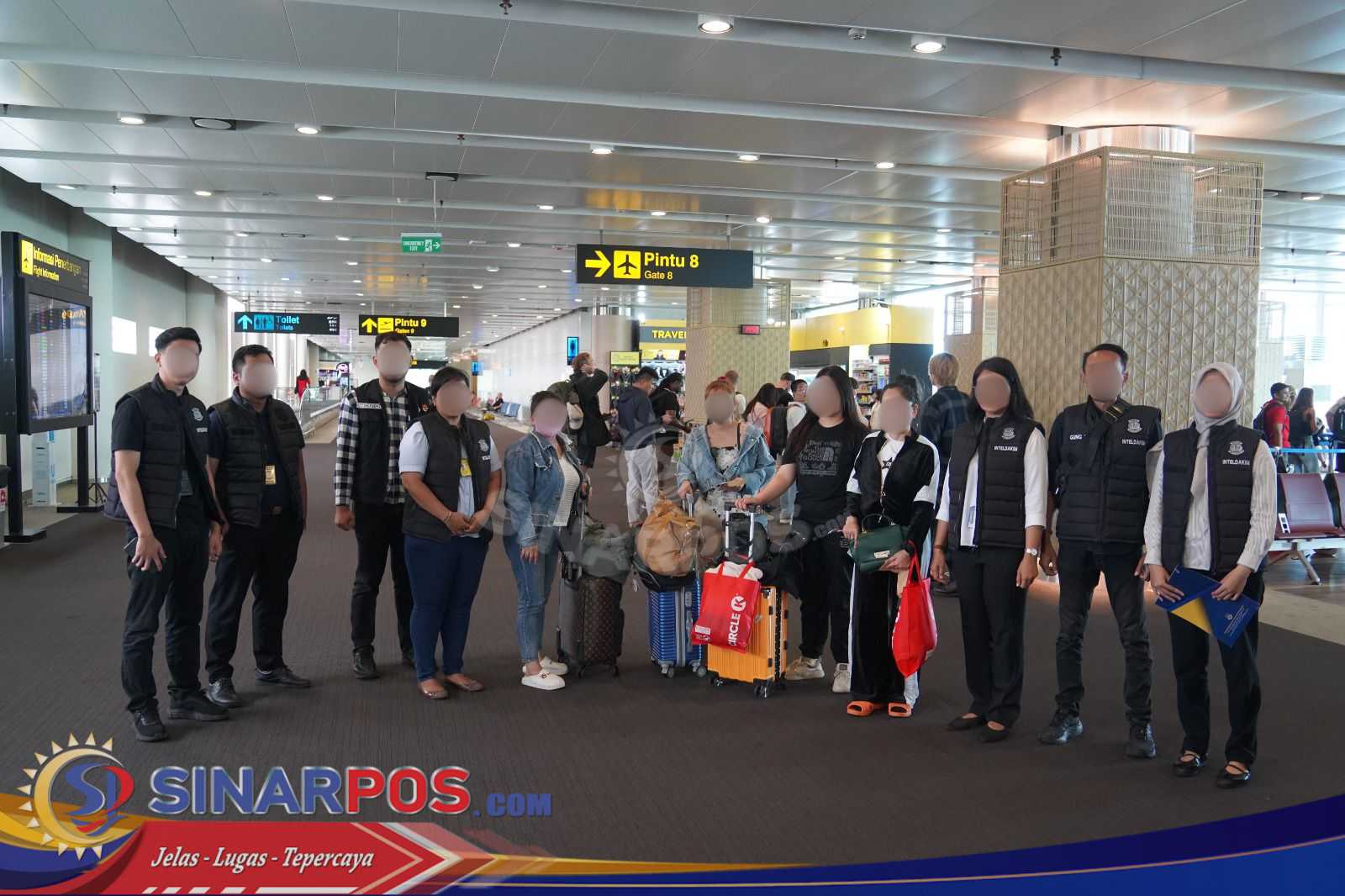 Imigrasi Ngurah Rai Deportasi 4 WN Vietnam yang Bekerja sebagai Terapis Spa di Kuta