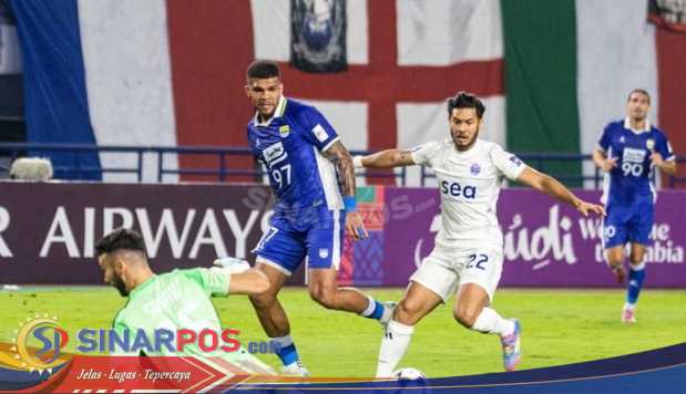 Persib Bandung Taklukkan Selangor United 2-0, Puncaki Klasemen Sementara Persib Bandung Taklukkan Selangor United 2-0, Puncaki Klasemen Sementara