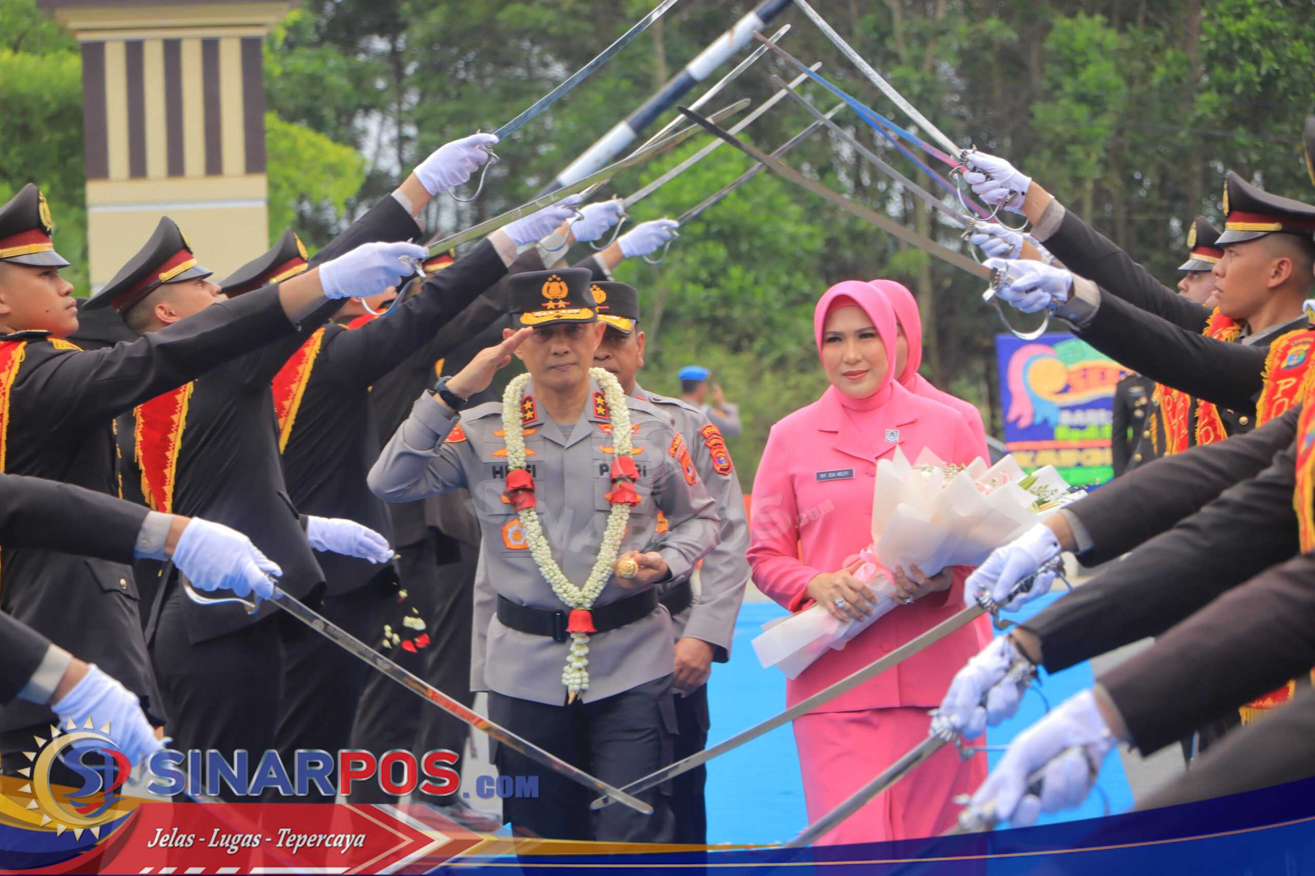 Polda Lampung Gelar Tradisi Penyambutan Untuk Kapolda Irjen Pol Helfi Assegaf