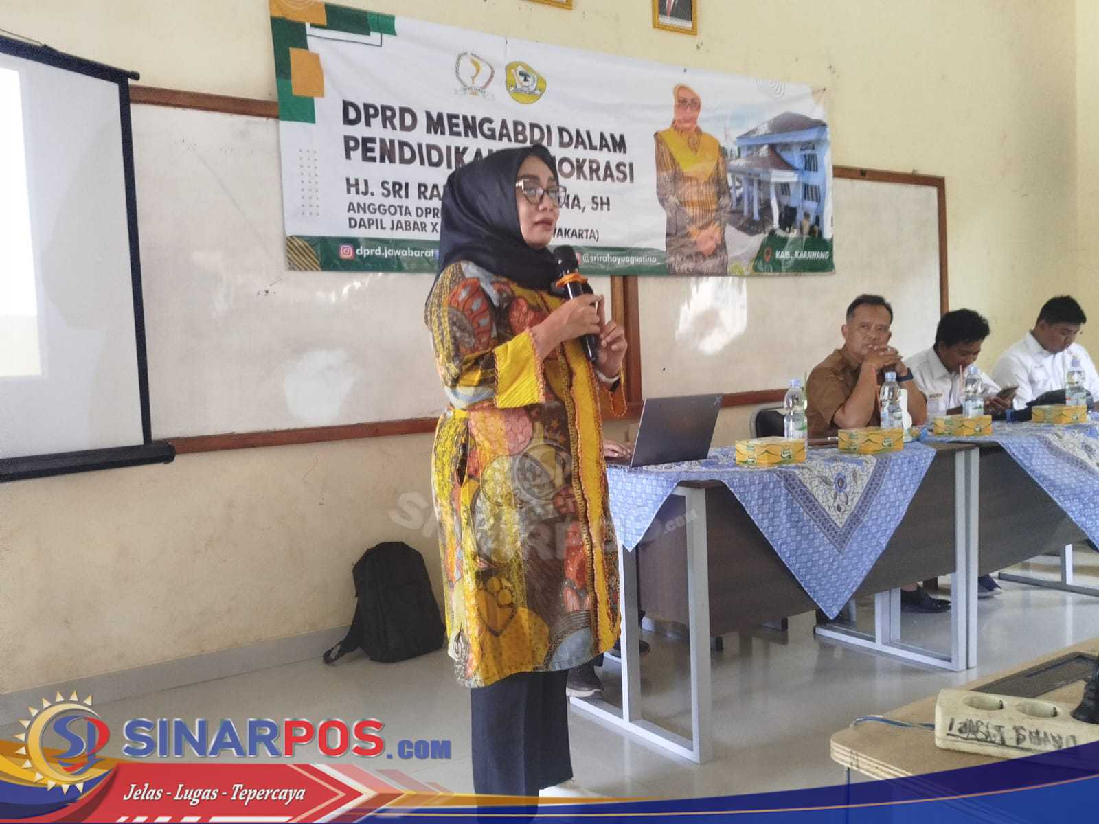 Marak kasus bullying dan kekerasan seksual di sekolah, Sri Rahayu minta Pemerintah batasi penggunaan handphone bagi Pelajar.