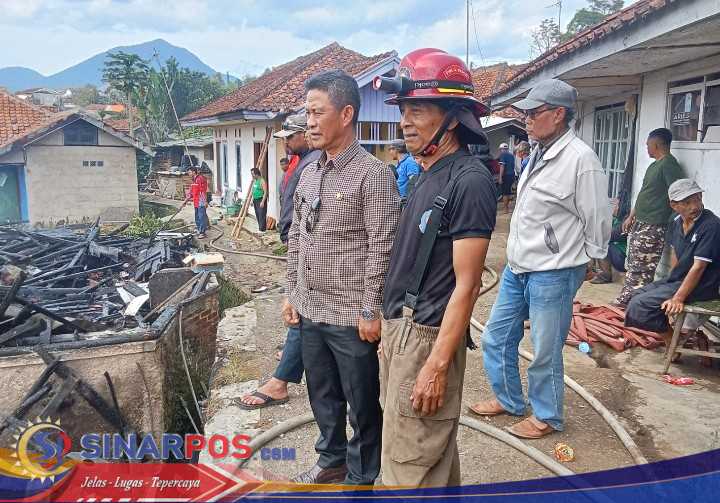 Kebakaran Hanguskan Dua Rumah di Kp Cisegok, Kerugian Capai Rp150–200 Juta