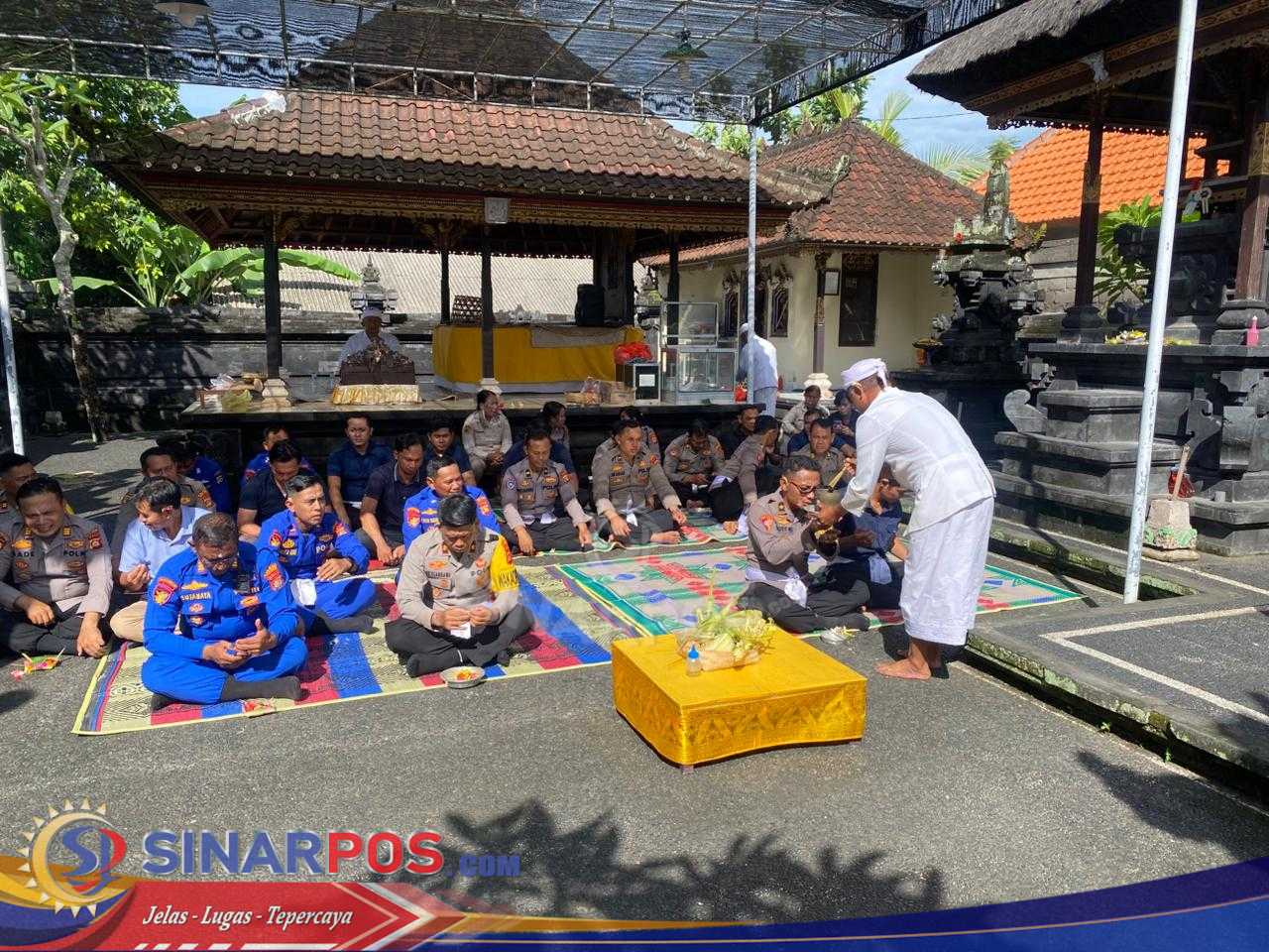 Personel Polres Badung Gelar Sembahyang Bersama