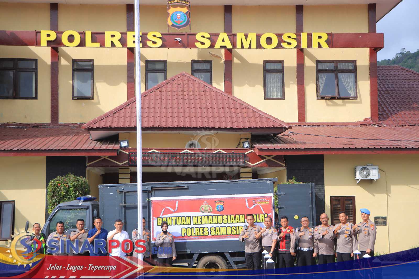 1 Truck Bantuan Kemanusiaan Dari Polres Samosir untuk Masyarakat Terdampak Bencana di Sumatera Utara