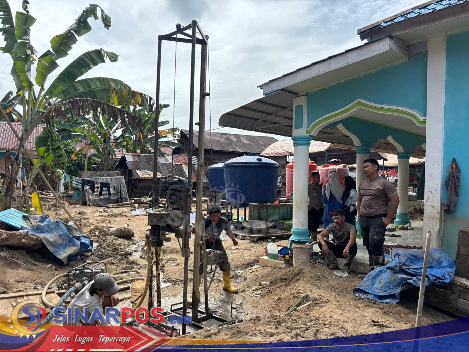 Polda Sumut Percepat Pemulihan Batang Toru: Bersihkan Masjid, Rumah Warga, dan Buka Akses Sumur Bor