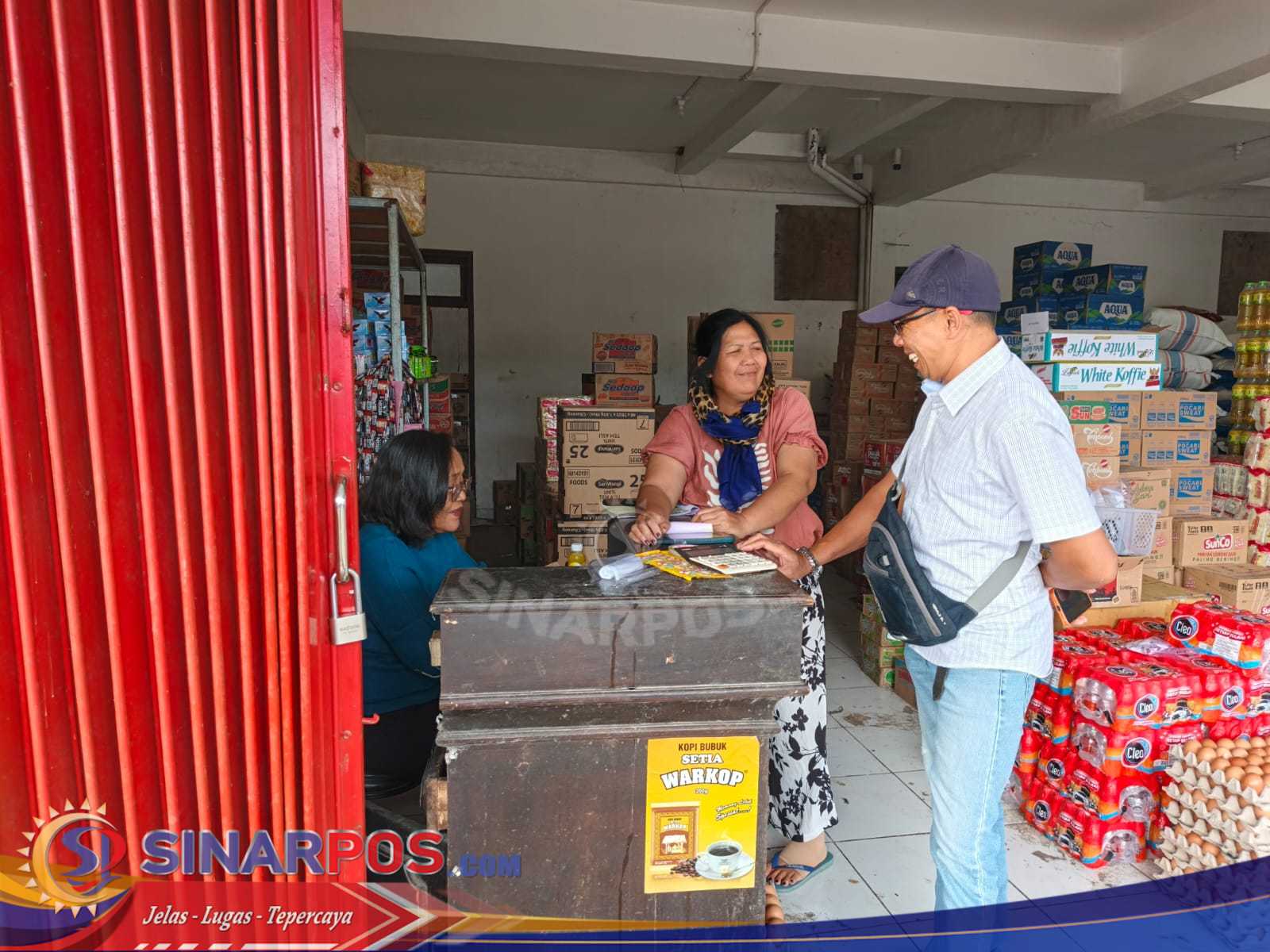 Unit Intelkam Polsek Susut Pastikan Stabilitas Harga dan Ketersediaan Sembako di Pasar Kayuambua