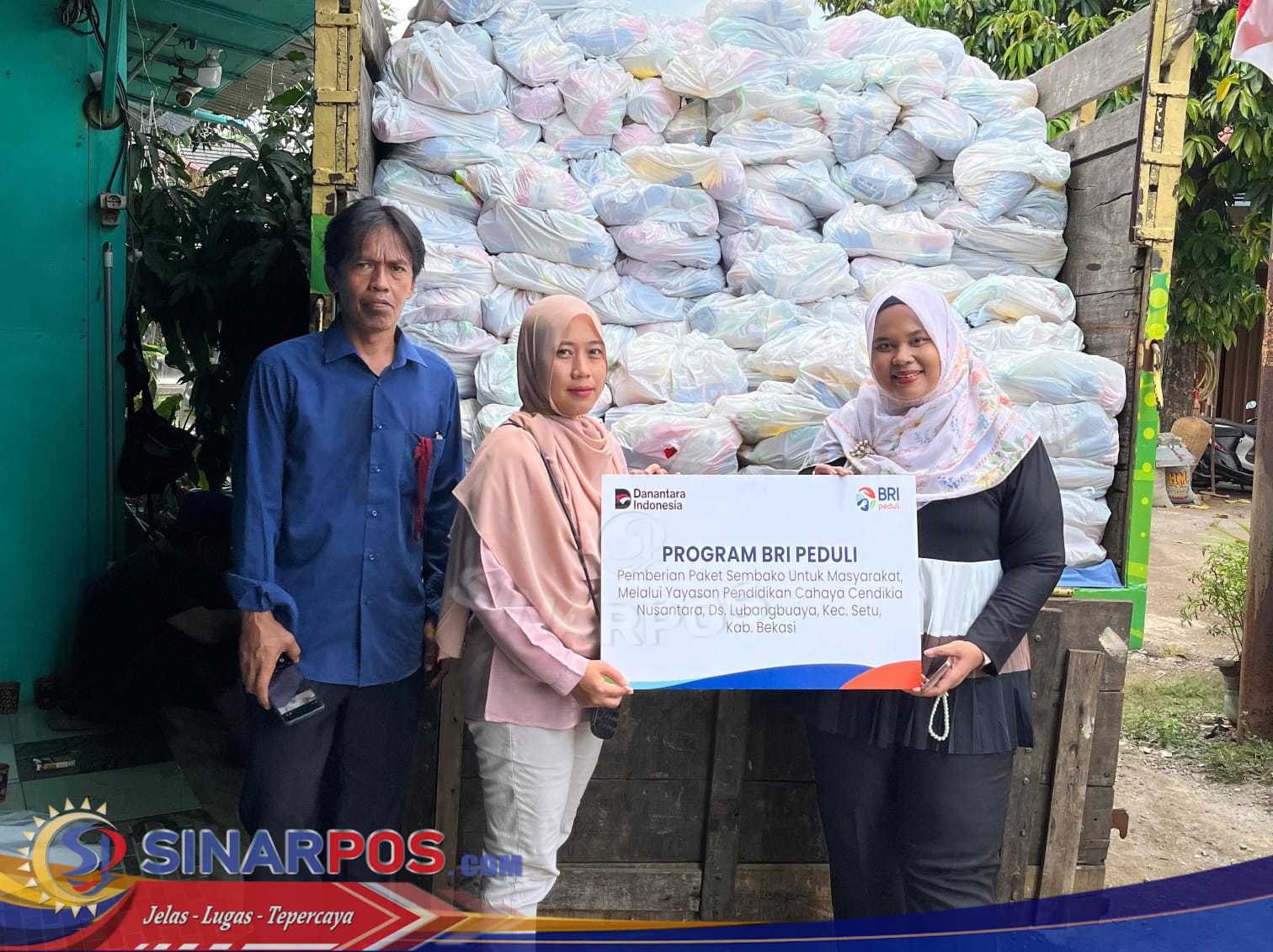 BRI BO Tambun Salurkan TJSL Berupa 5.000 Paket Sembako