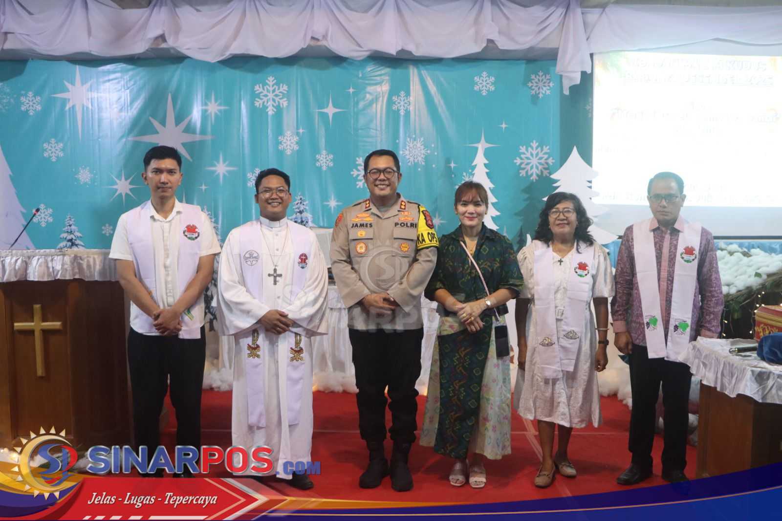 Kapolres Bangli Hadiri Ibadah Malam Kudus Natal 2025 di GKPB Gereja Marga Rahayu