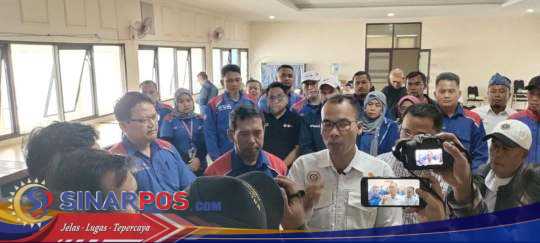 Keputusan Gubernur Jawa Barat Revisi UMSK Melanggar PP 49 Tidak Mementingkan Aspek Kepentingan Pekerja?