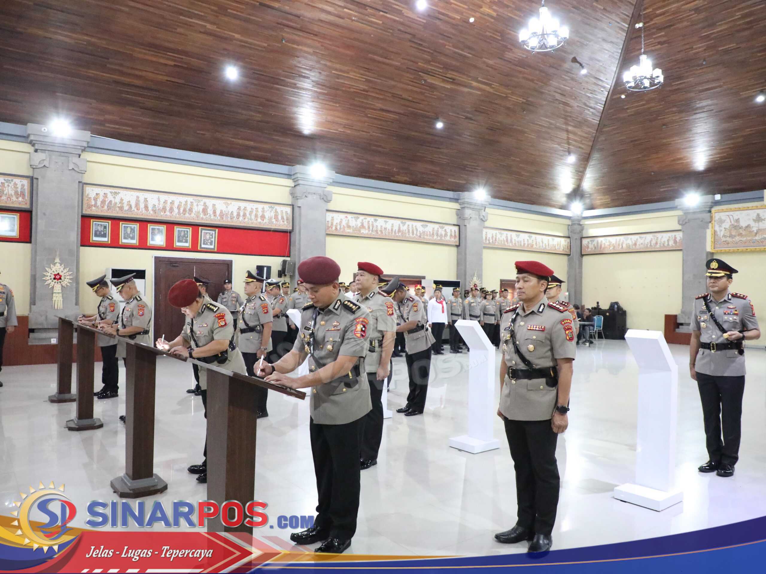 Polda Bali Gelar Sertijab Sejumlah Pejabat Utama dan Kapolres, Kapolda Tekankan Profesionalisme dan Loyalitas