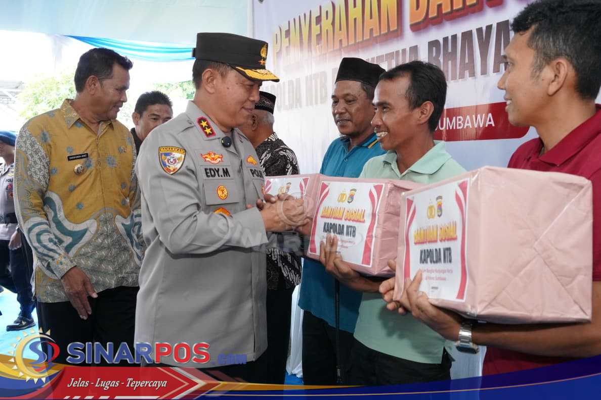 Kapolda NTB Kunker ke Polres Sumbawa, Tinjau Layanan hingga Serahkan Bansos