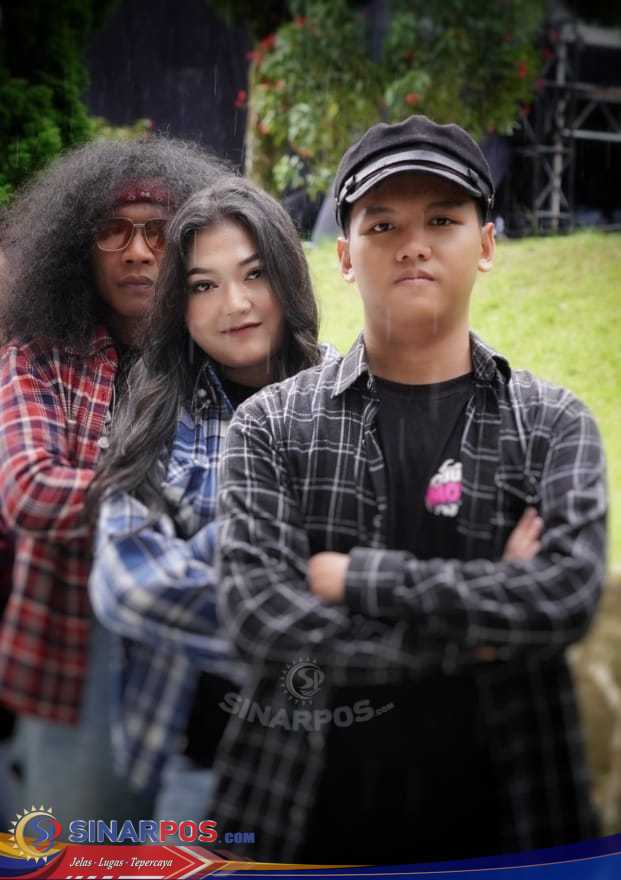 🎤 “Reinkarnasi Bintang Band Menggema di Lembang”