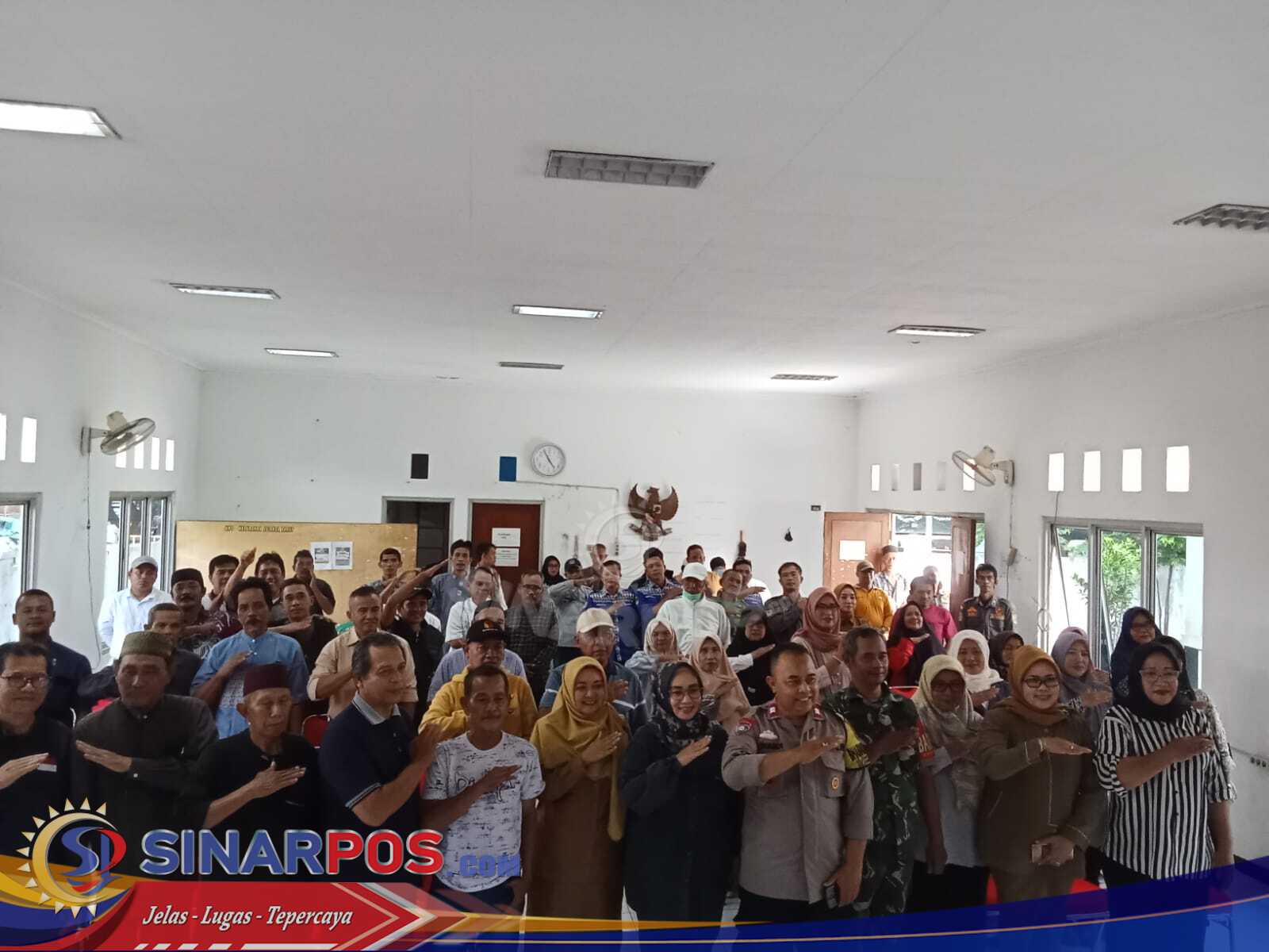 Reses II DPRD Jabar di Karawang, Sri Rahayu Soroti Masalah Sampah dan Drainase