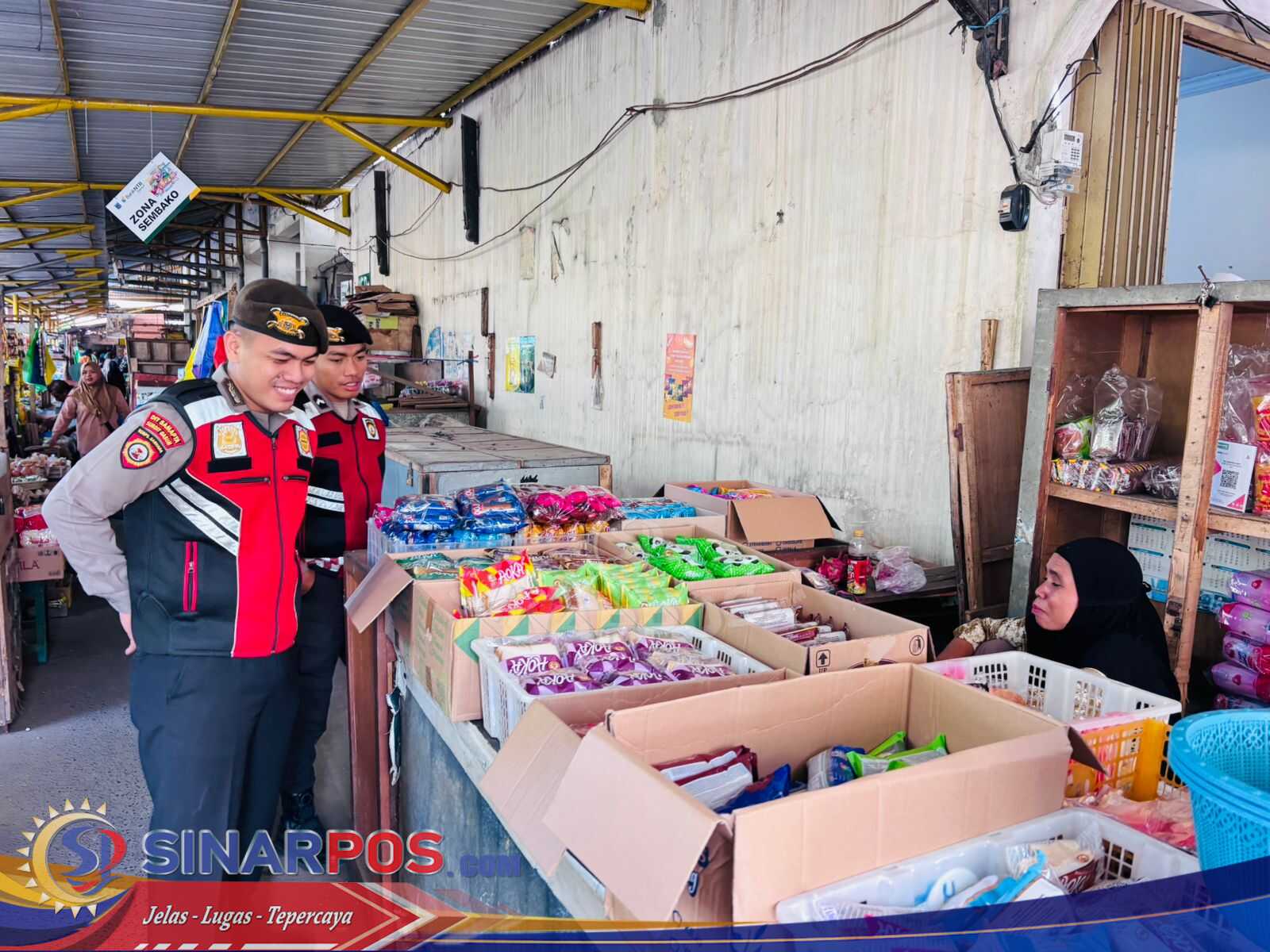 Patroli Kota Presisi Ramadhan, Polda NTB Sasar Pasar Dasan Agung Patroli Kota Presisi Ramadhan, Polda NTB Sasar Pasar Dasan Agung