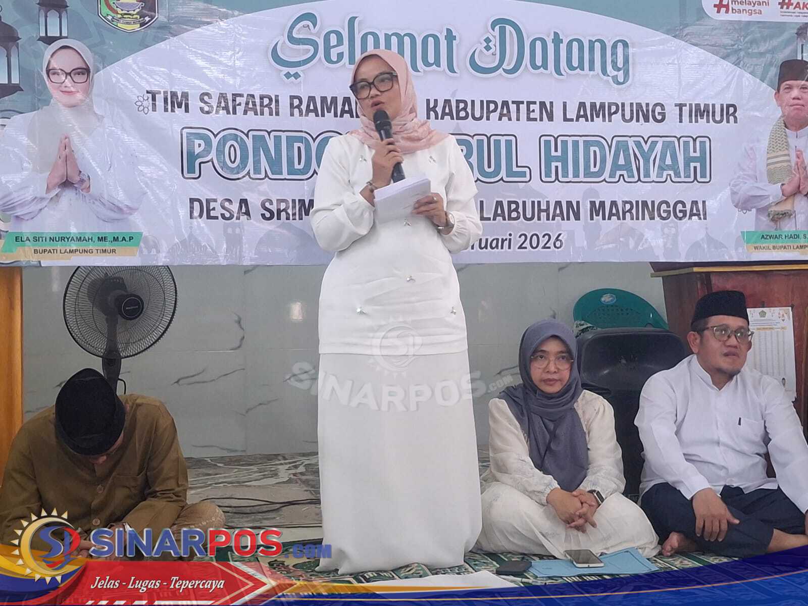 Safari Ramadan di Sriminosari, Bupati Lamtim Serahkan Hibah Rp 20 Juta untuk Ponpes