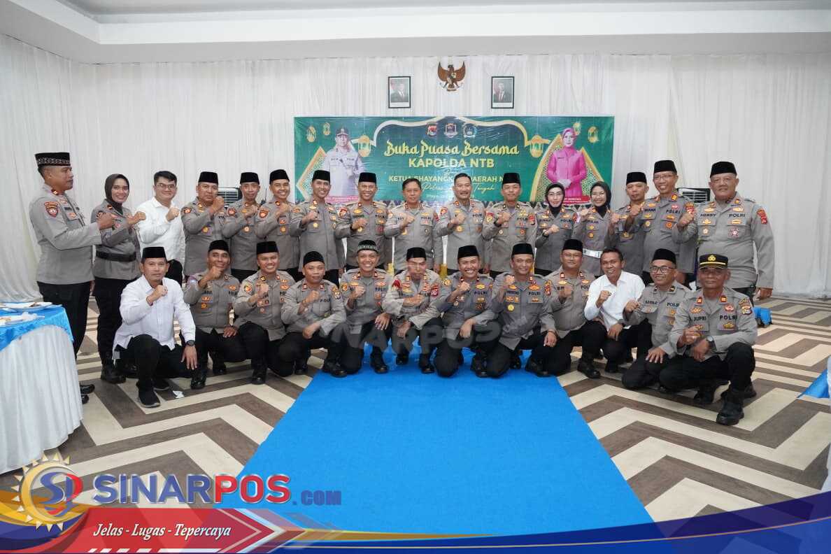 Kunjungan Kerja ke Lombok Tengah, Kapolda NTB Resmikan SPPG hingga Beri Arahan ke Personil