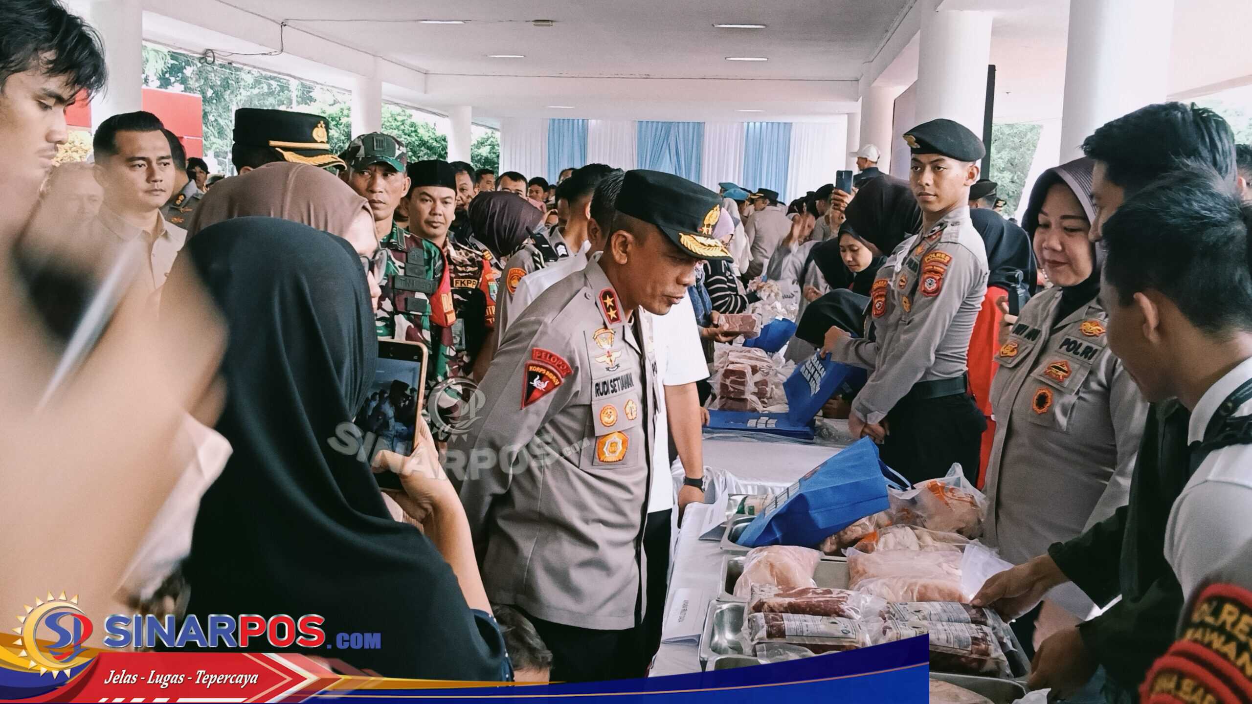 Polres Karawang Gelar Gerakan Pangan Murah Jelang Ramadan, Stabilkan Harga Kebutuhan Pokok